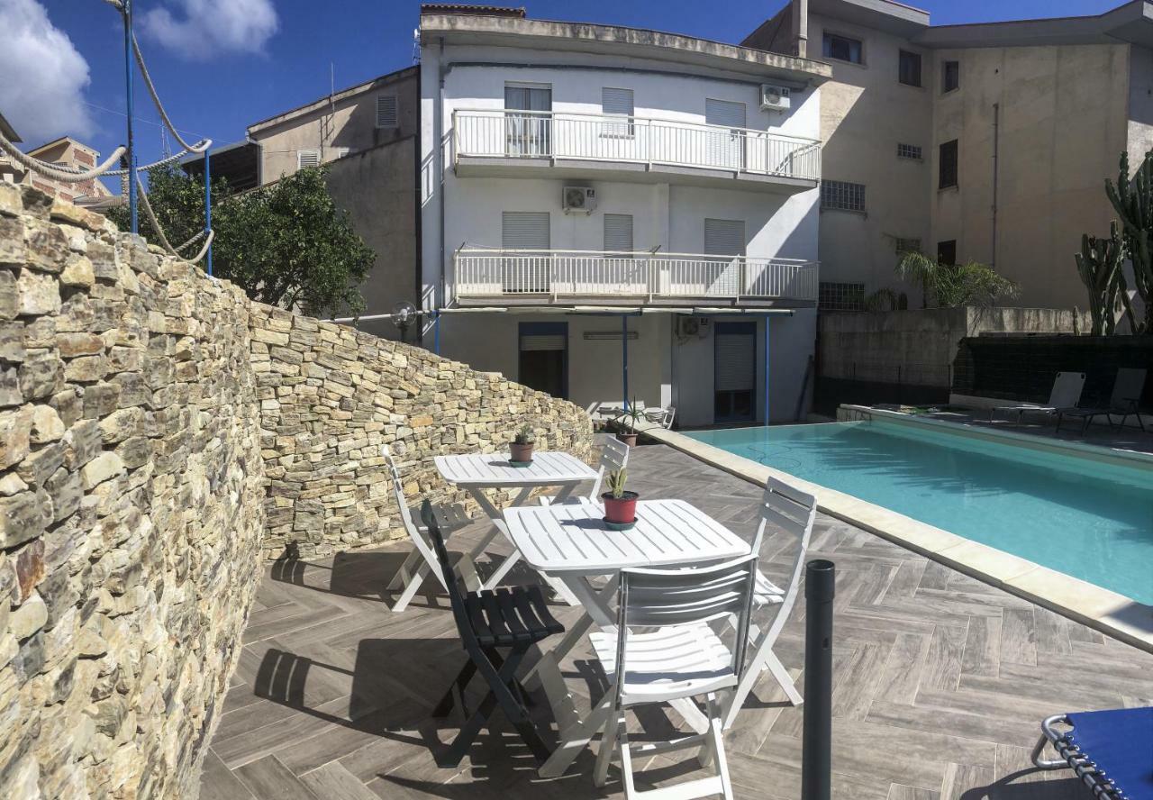 Aparthotel Del Golfo *